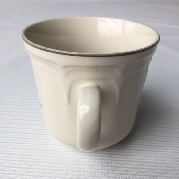 Stoneware Japan Coffee Tea Cup White Flower Floral Beige Vintage MCM Set of 5 - Picture 4 of 12